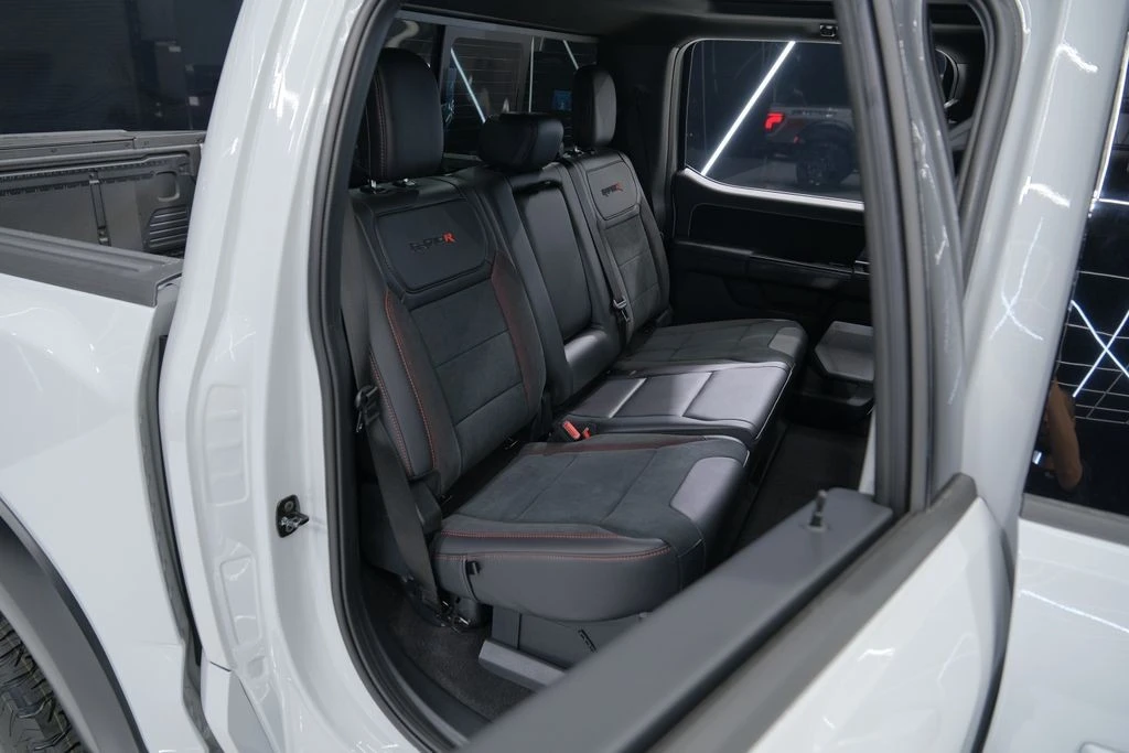 2026 Ford F-150 Raptor 14th Gen - Image 21 of 31