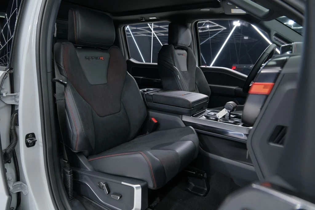 2026 Ford F-150 Raptor 14th Gen - Image 23 of 31