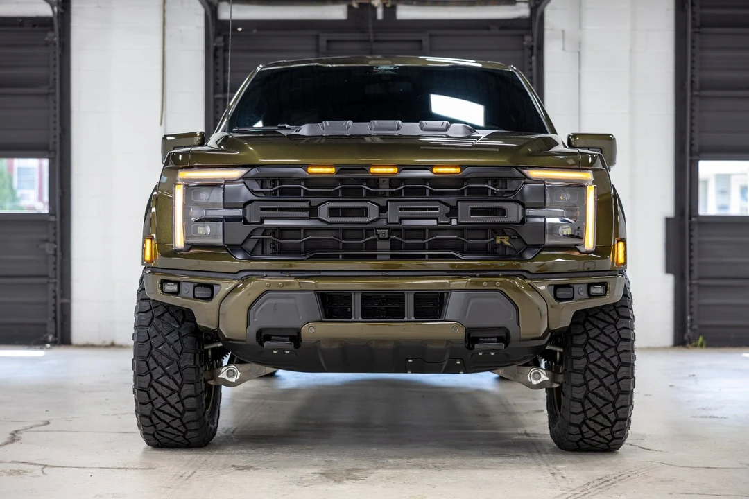2026 Ford F-150 Raptor 14th Gen - Image 11 of 31