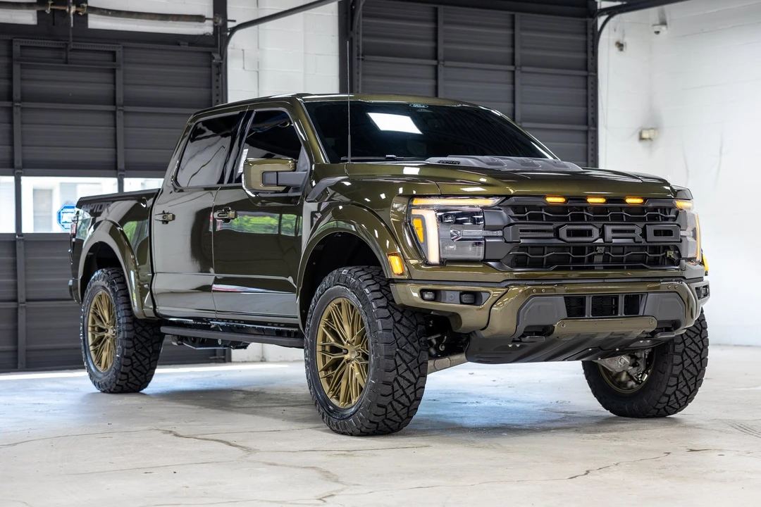 2026 Ford F-150 Raptor 14th Gen - Image 12 of 31
