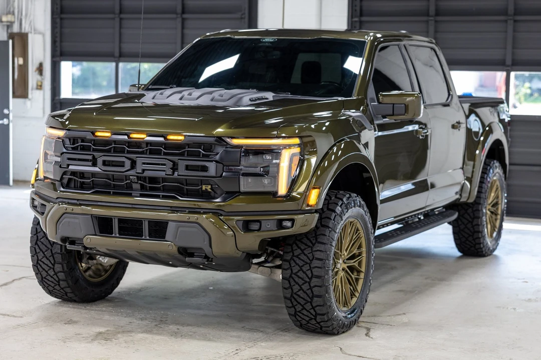 2026 Ford F-150 Raptor 14th Gen - Image 9 of 31