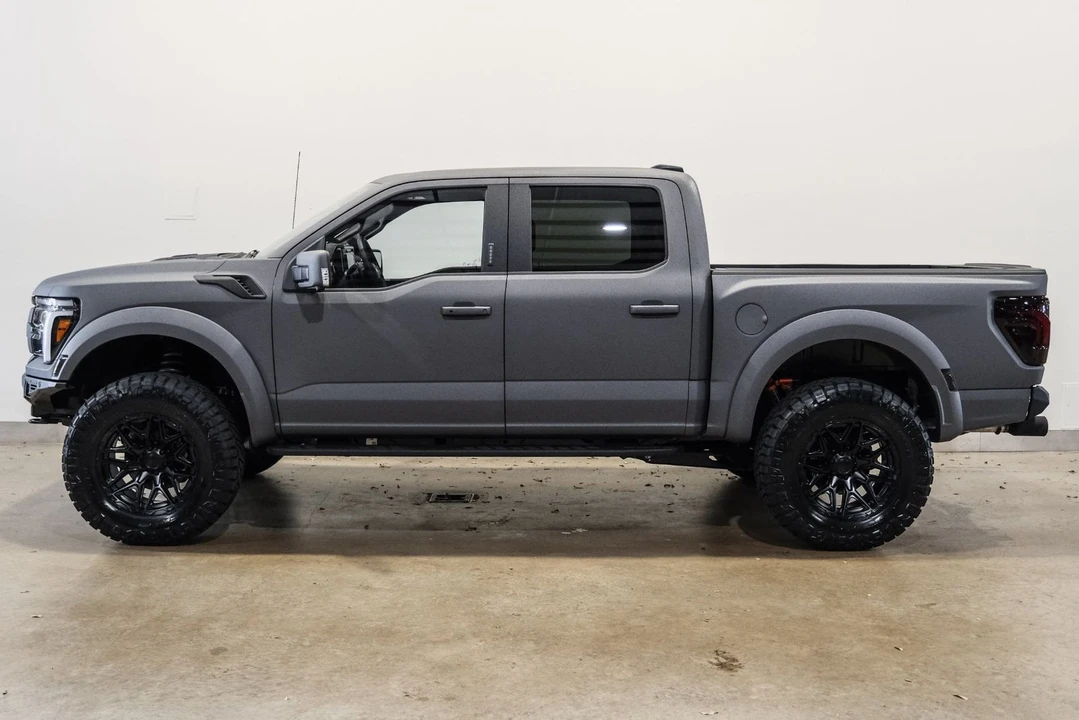 2026 Ford F-150 Raptor 14th Gen - Image 8 of 12