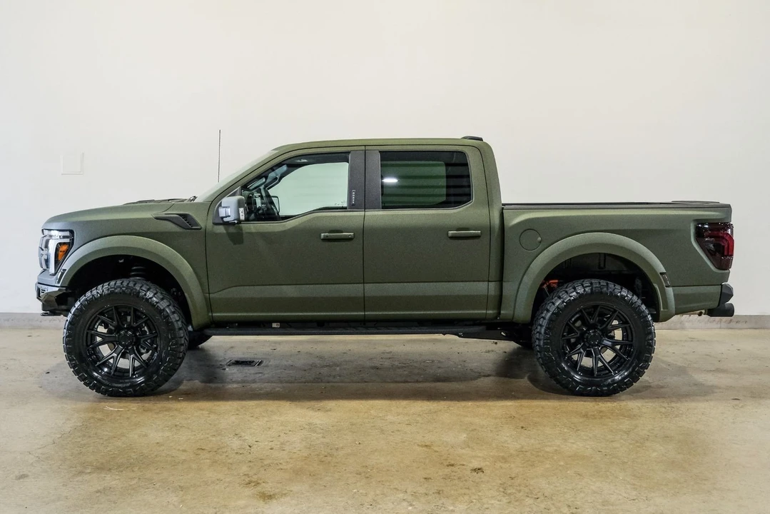 2026 Ford F-150 Raptor 14th Gen - Image 9 of 12