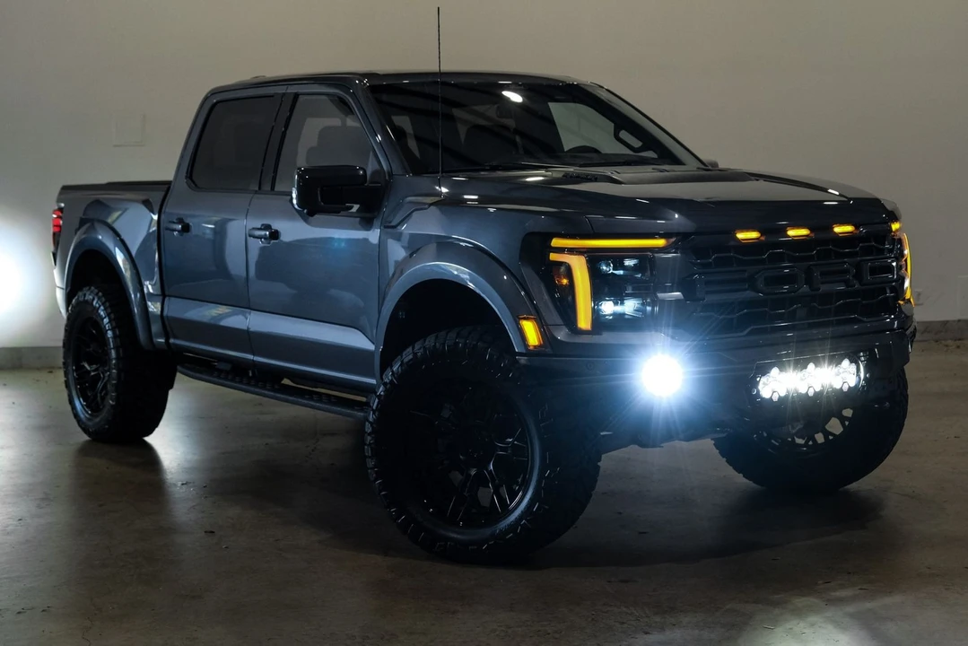 2026 Ford F-150 Raptor 14th Gen - Image 5 of 12