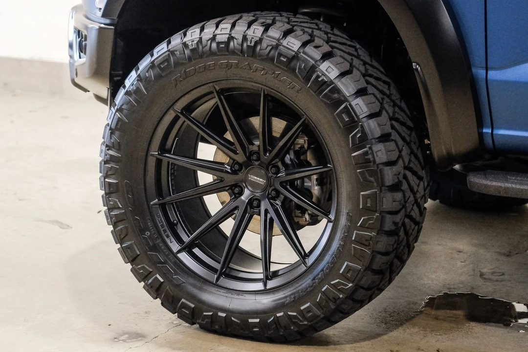 2026 Ford F-150 Raptor 14th Gen - Image 9 of 12