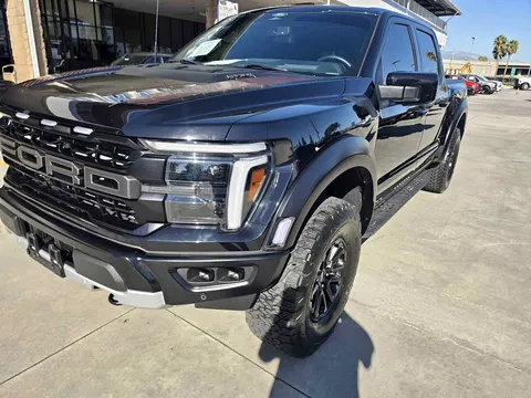 2026 Ford F-150 Raptor Pickup 4D 5 1/2 ft