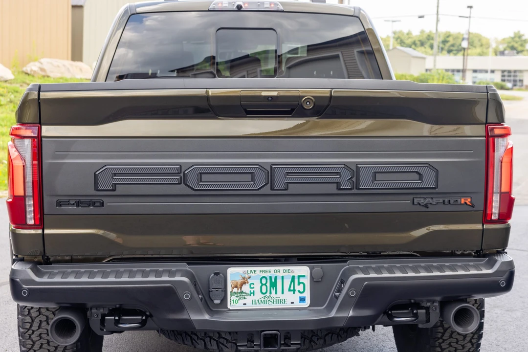 2026 Ford F-150 Raptor 14th Gen - Image 19 of 31