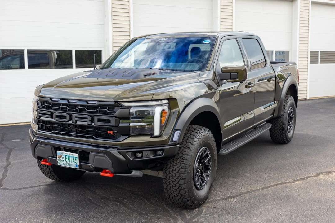 2026 Ford F-150 Raptor 14th Gen - Image 2 of 31