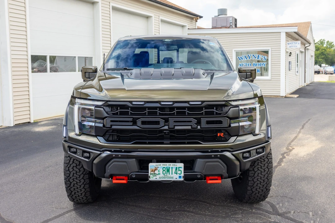 2026 Ford F-150 Raptor 14th Gen - Image 3 of 31