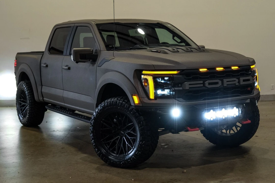 2026 Ford F-150 Raptor 14th Gen - Image 6 of 12