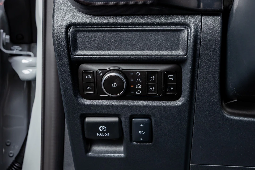 2026 Ford F-150 Raptor 14th Gen - Image 22 of 31
