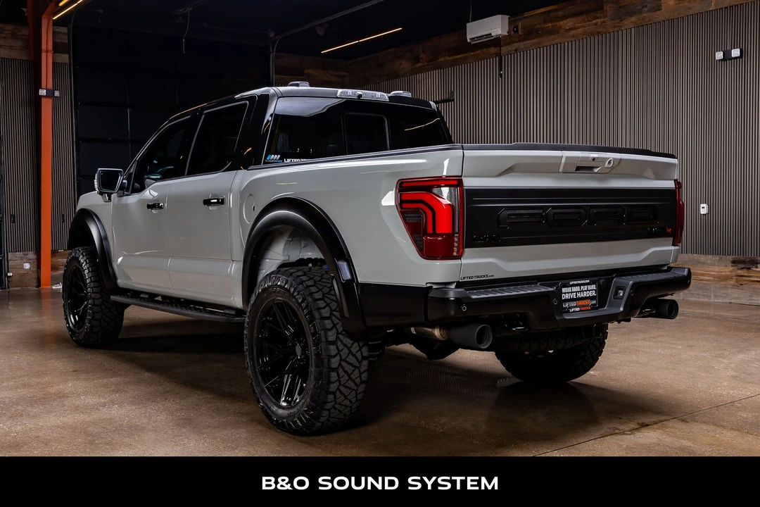 2026 Ford F-150 Raptor 14th Gen - Image 7 of 31