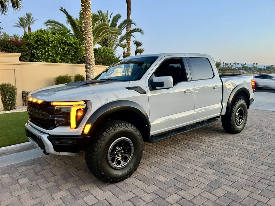 2026 Ford F-150 Raptor 14th Gen - Image 6 of 31