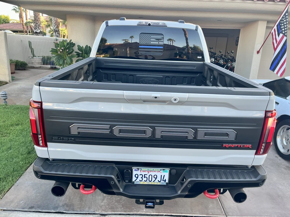 2026 Ford F-150 Raptor 14th Gen - Image 14 of 31