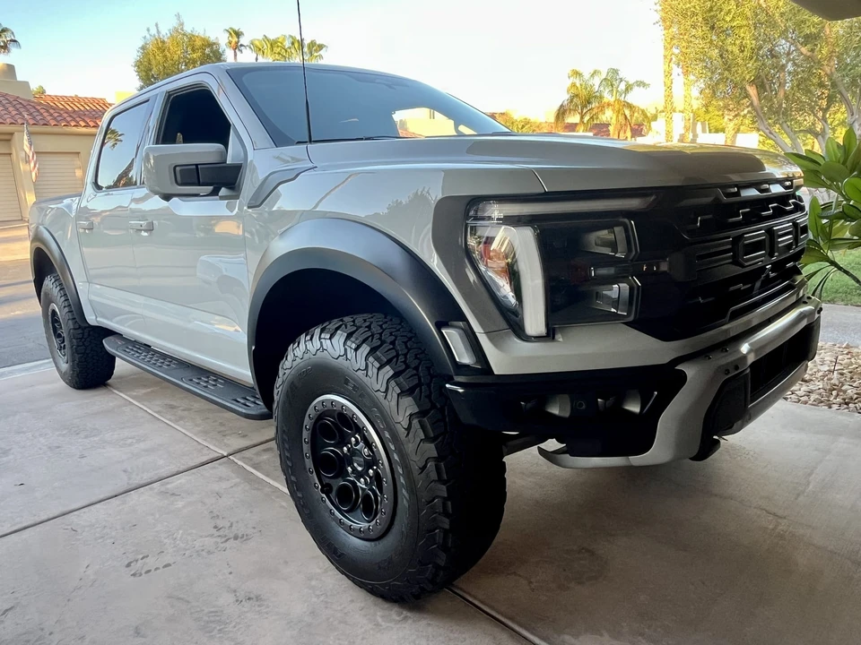 2026 Ford F-150 Raptor 14th Gen - Image 21 of 31