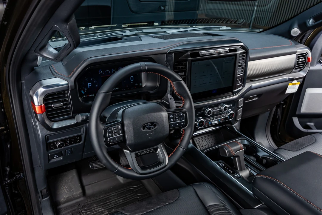 2026 Ford F-150 Raptor 14th Gen - Image 17 of 31