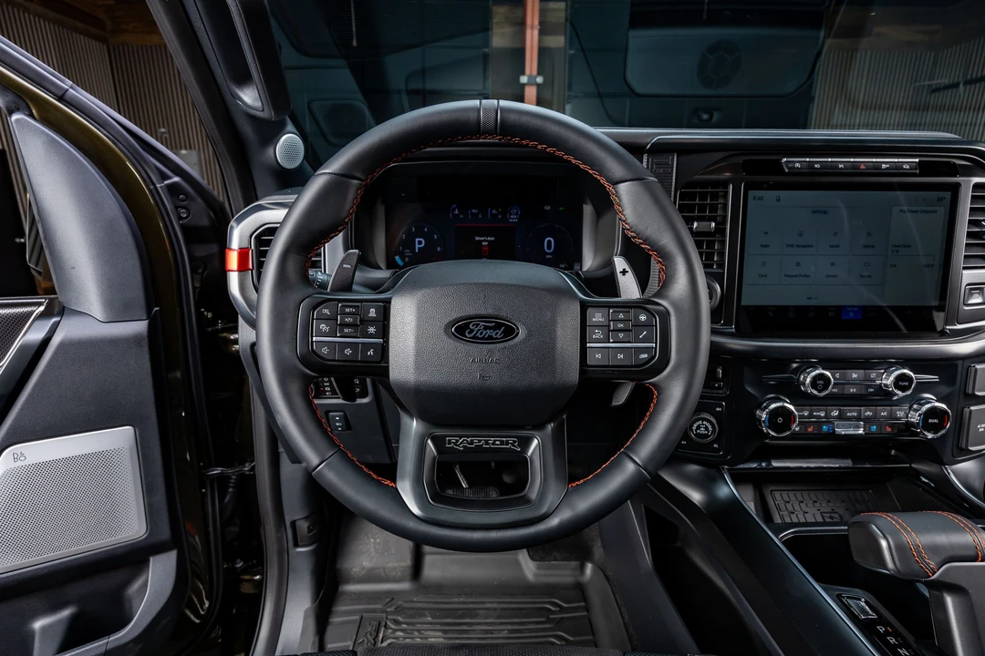 2026 Ford F-150 Raptor 14th Gen - Image 19 of 31