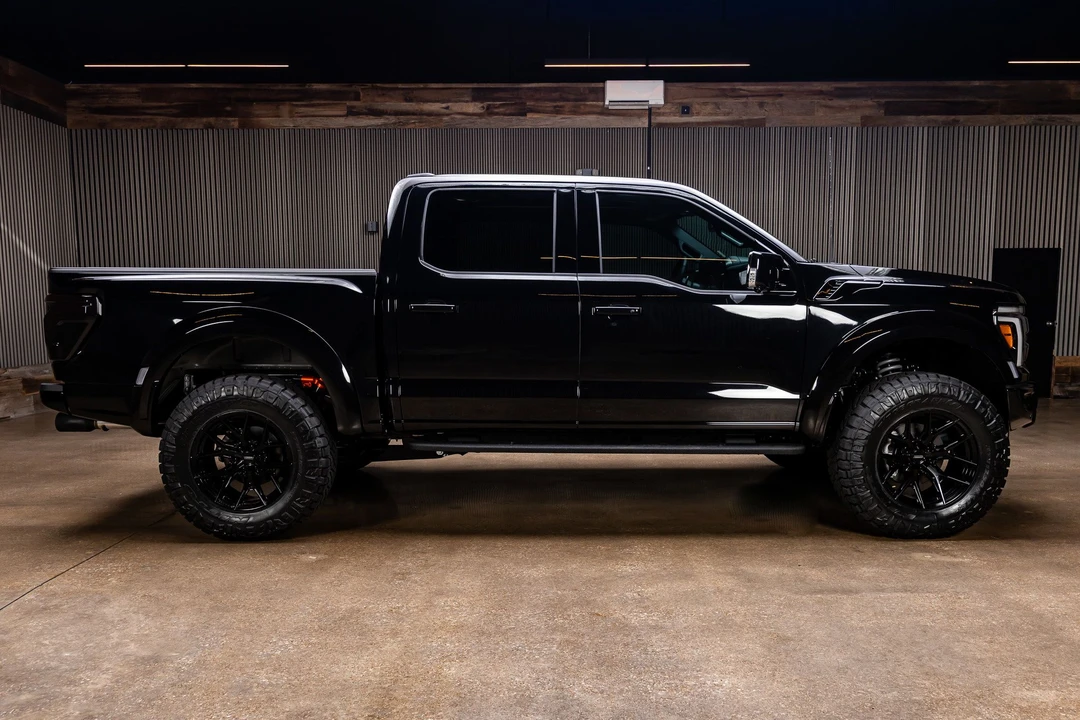 2026 Ford F-150 Raptor 14th Gen - Image 11 of 31