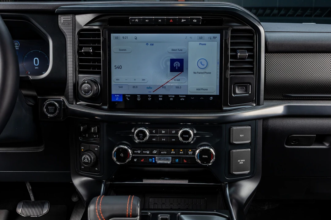 2026 Ford F-150 Raptor 14th Gen - Image 24 of 31