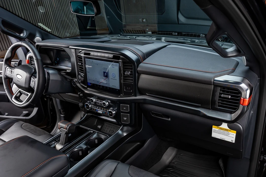 2026 Ford F-150 Raptor 14th Gen - Image 18 of 31