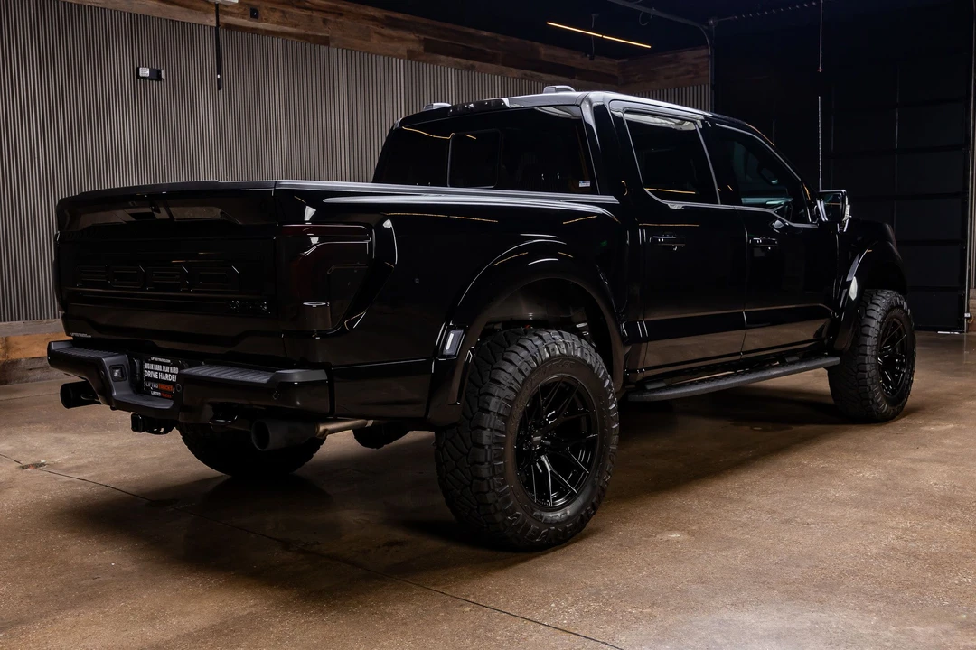 2026 Ford F-150 Raptor 14th Gen - Image 10 of 31