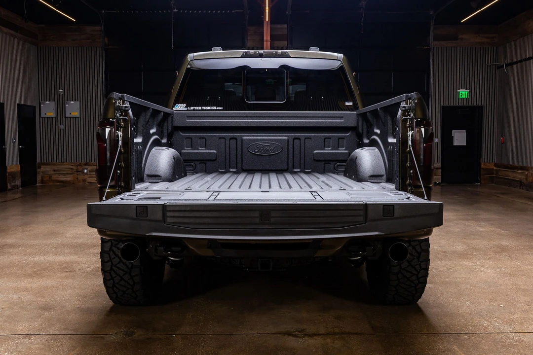 2026 Ford F-150 Raptor 14th Gen - Image 9 of 31