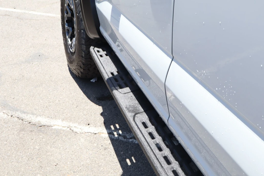 2026 Ford F-150 Raptor 14th Gen - Image 17 of 31