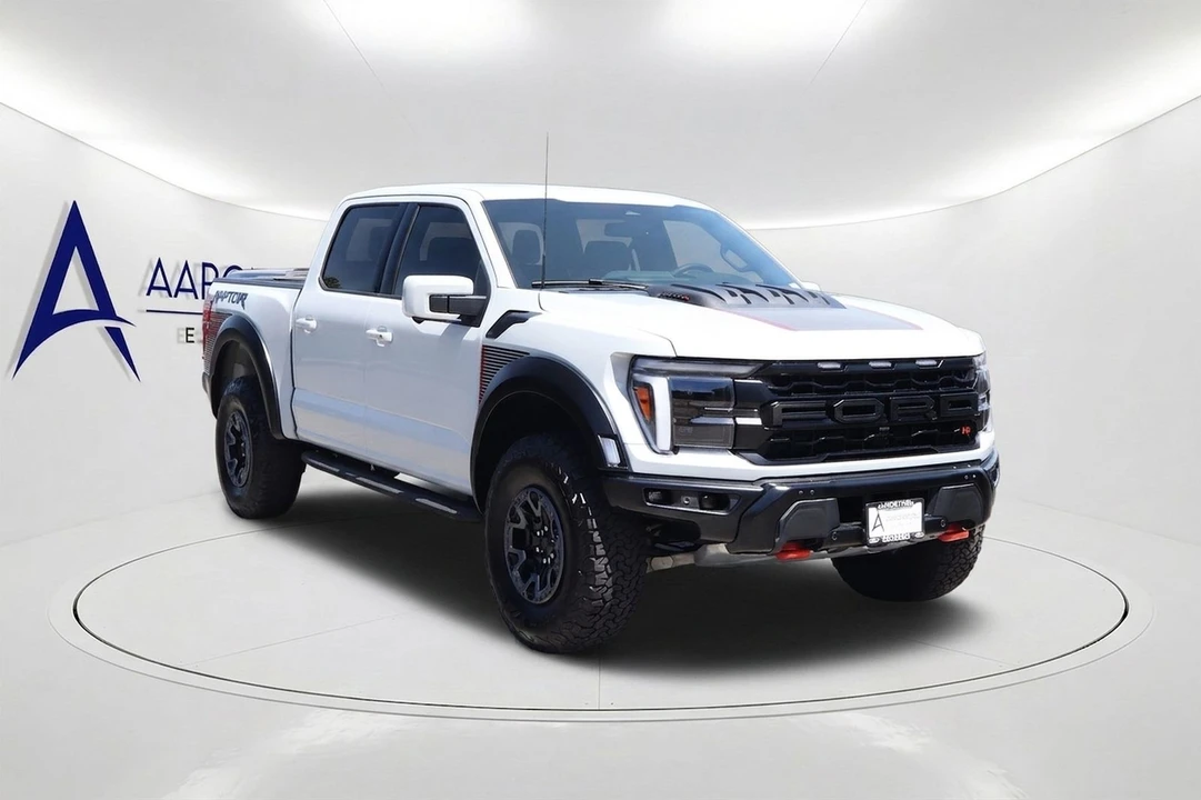 2026 Ford F-150 Raptor 14th Gen - Image 3 of 31