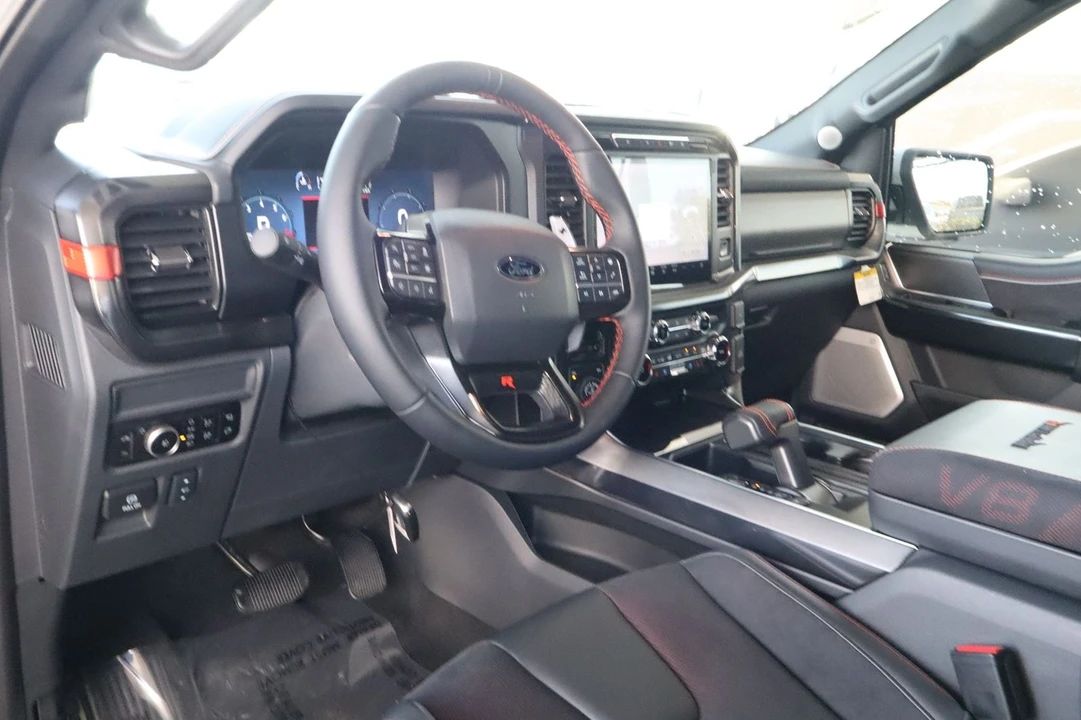 2026 Ford F-150 Raptor 14th Gen - Image 18 of 31