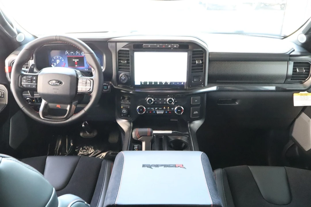 2026 Ford F-150 Raptor 14th Gen - Image 28 of 31