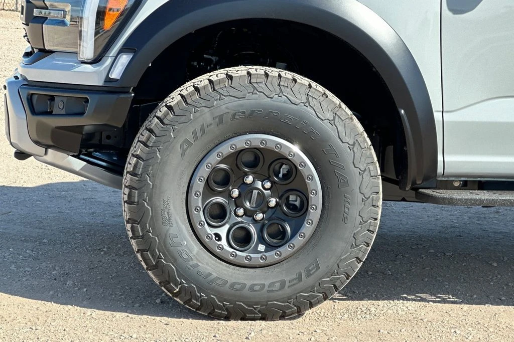 2026 Ford F-150 Raptor 14th Gen - Image 25 of 27