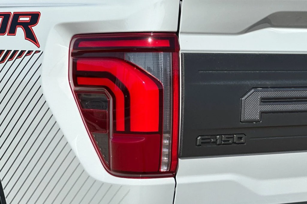 2026 Ford F-150 Raptor 14th Gen - Image 26 of 27