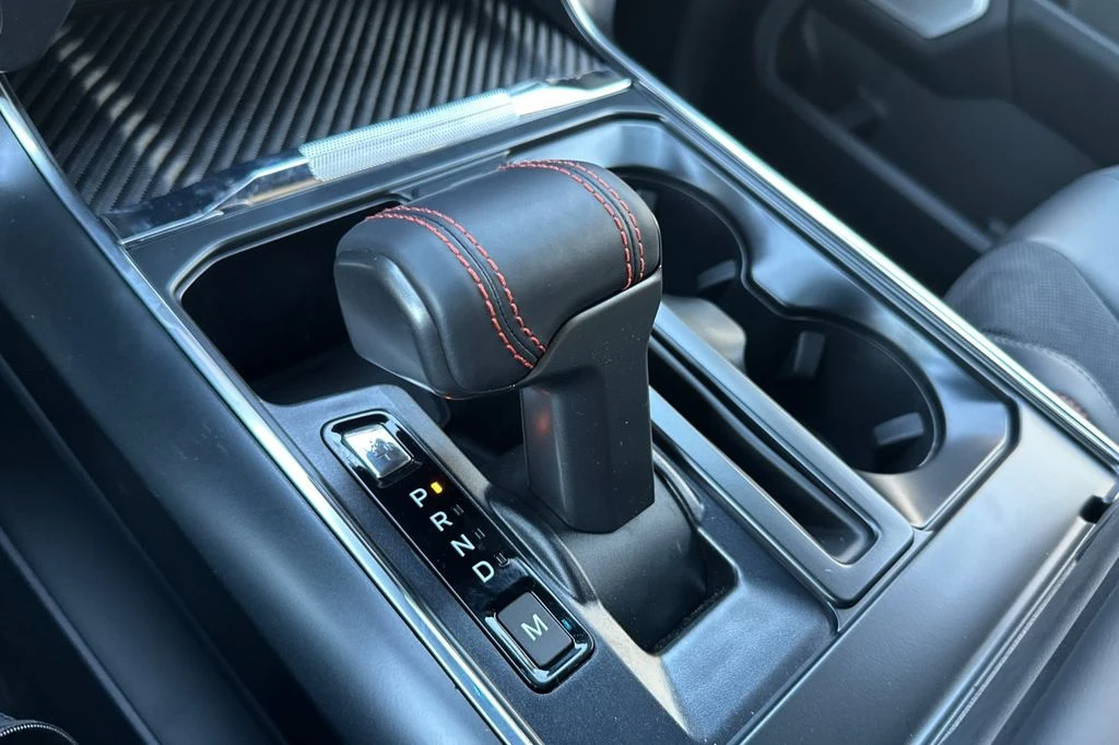 2026 Ford F-150 Raptor 14th Gen - Image 21 of 27