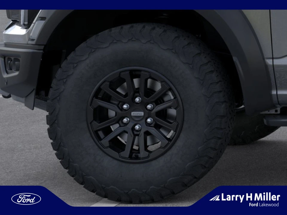 2026 Ford F-150 Raptor 14th Gen - Image 19 of 31