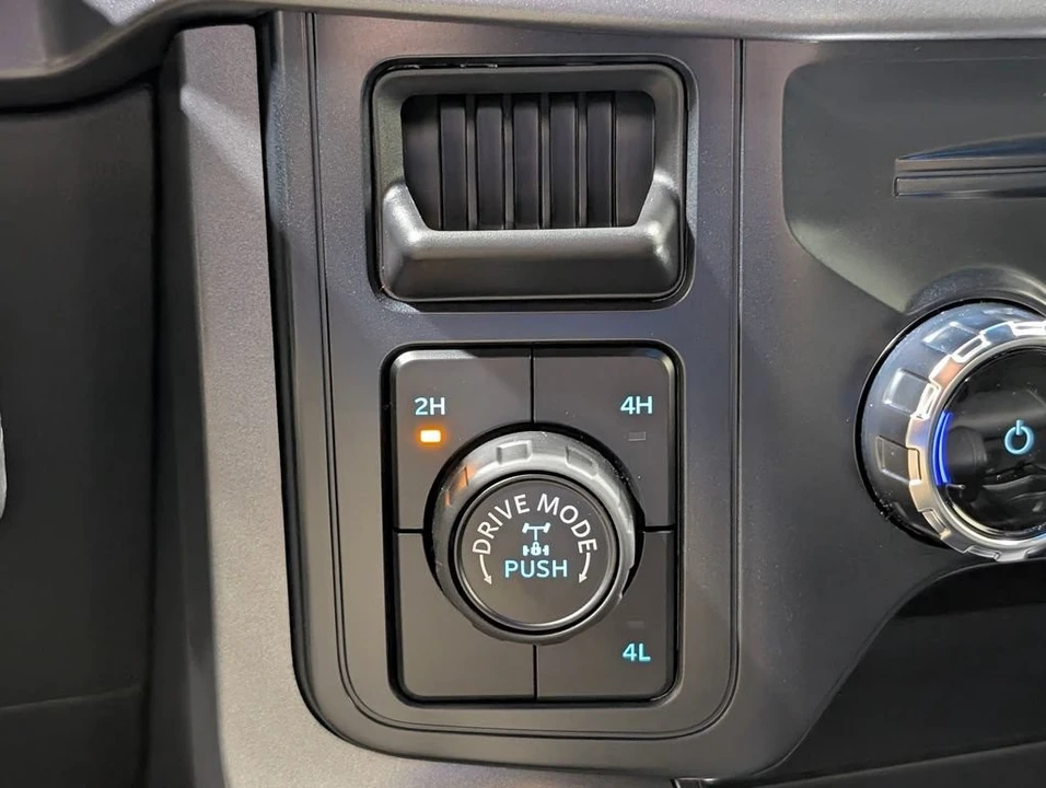 2026 Ford F-150 14th Gen - Image 7 of 31