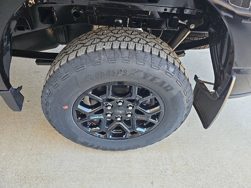 2026 Ford F-150 14th Gen - Image 16 of 26