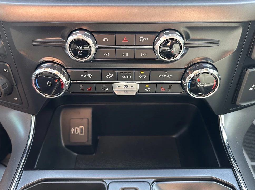 2026 Ford F-150 14th Gen - Image 28 of 30