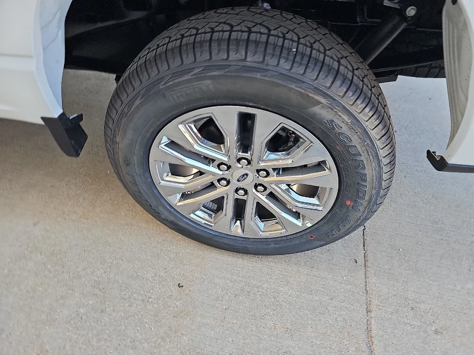 2026 Ford F-150 14th Gen - Image 17 of 27