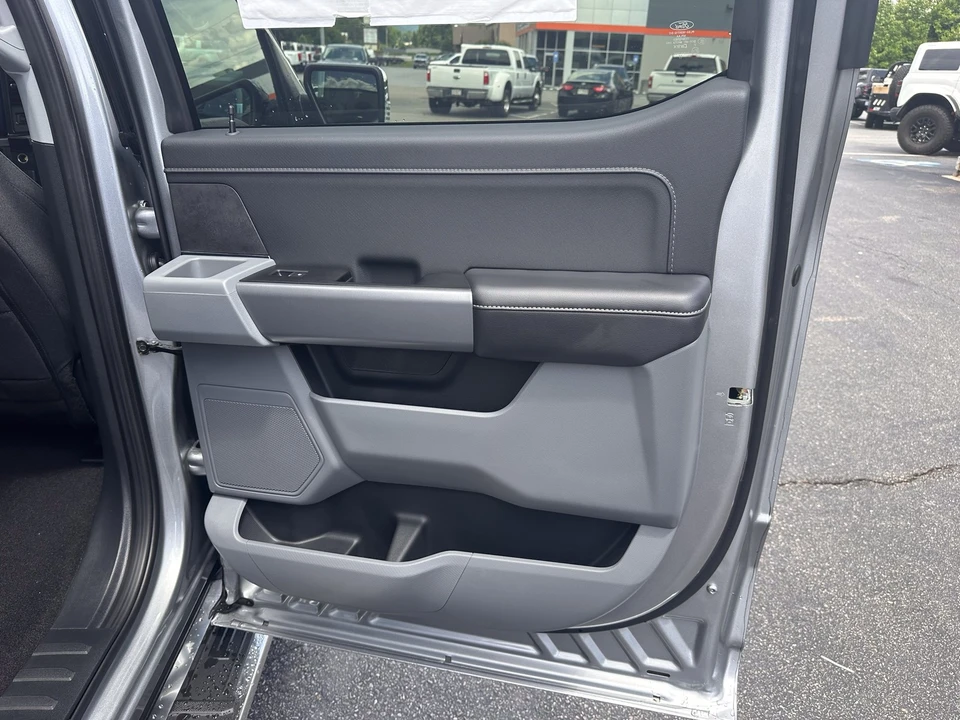2026 Ford F-150 14th Gen - Image 16 of 30