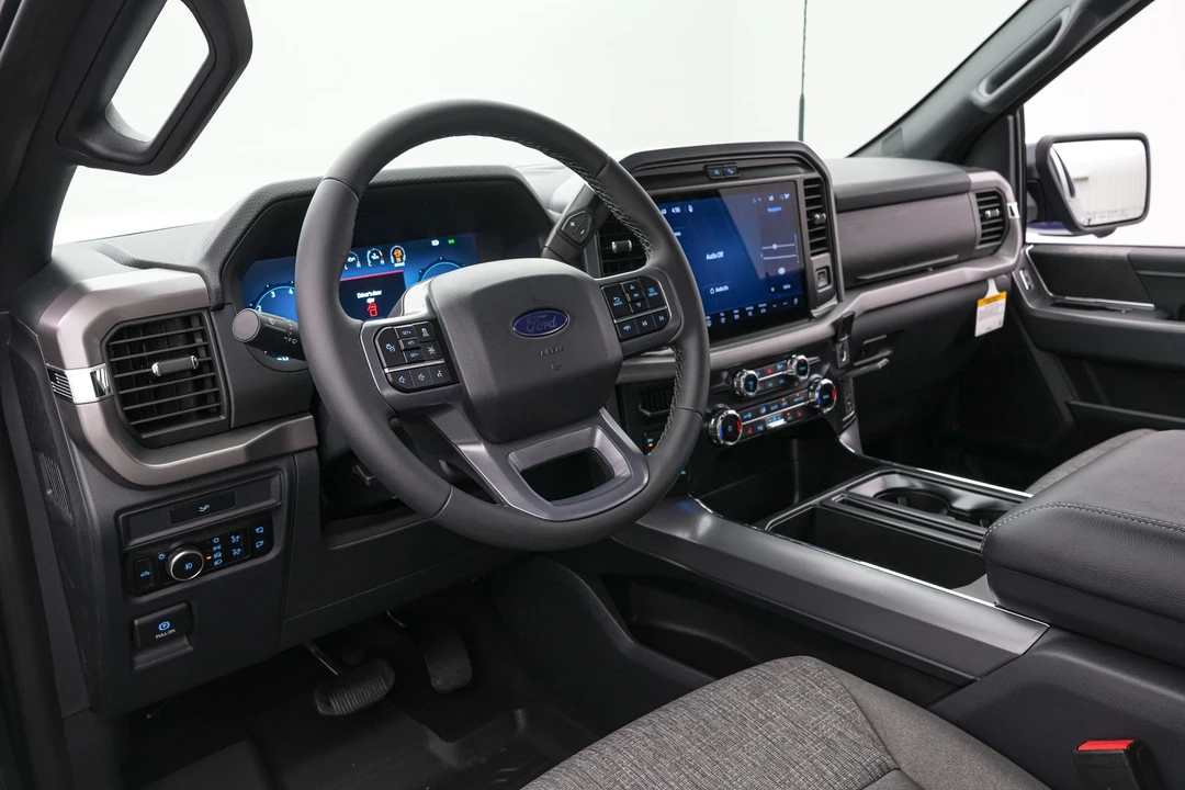 2026 Ford F-150 14th Gen - Image 14 of 25