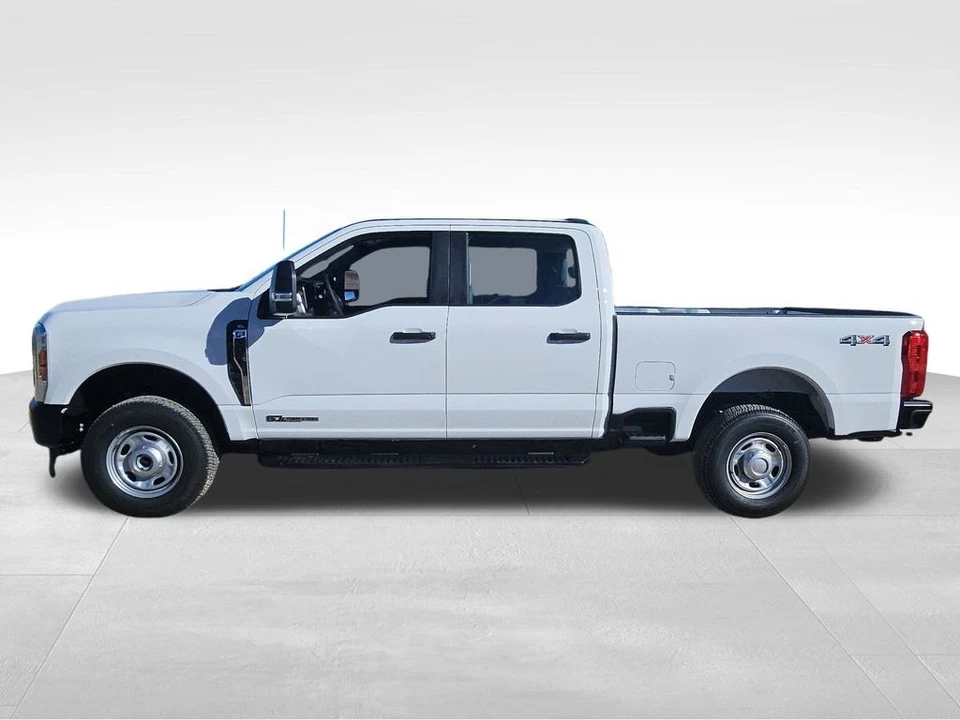 2026 Ford Super Duty 5th Gen - Image 16 of 21