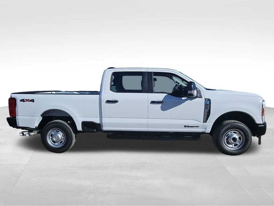 2026 Ford Super Duty 5th Gen - Image 12 of 21