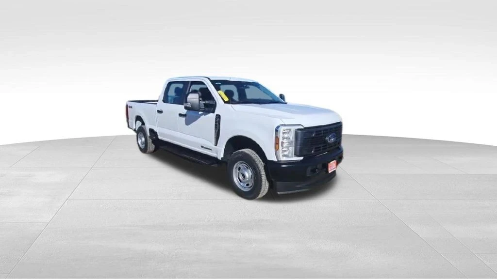 2026 Ford Super Duty 5th Gen - Image 2 of 21