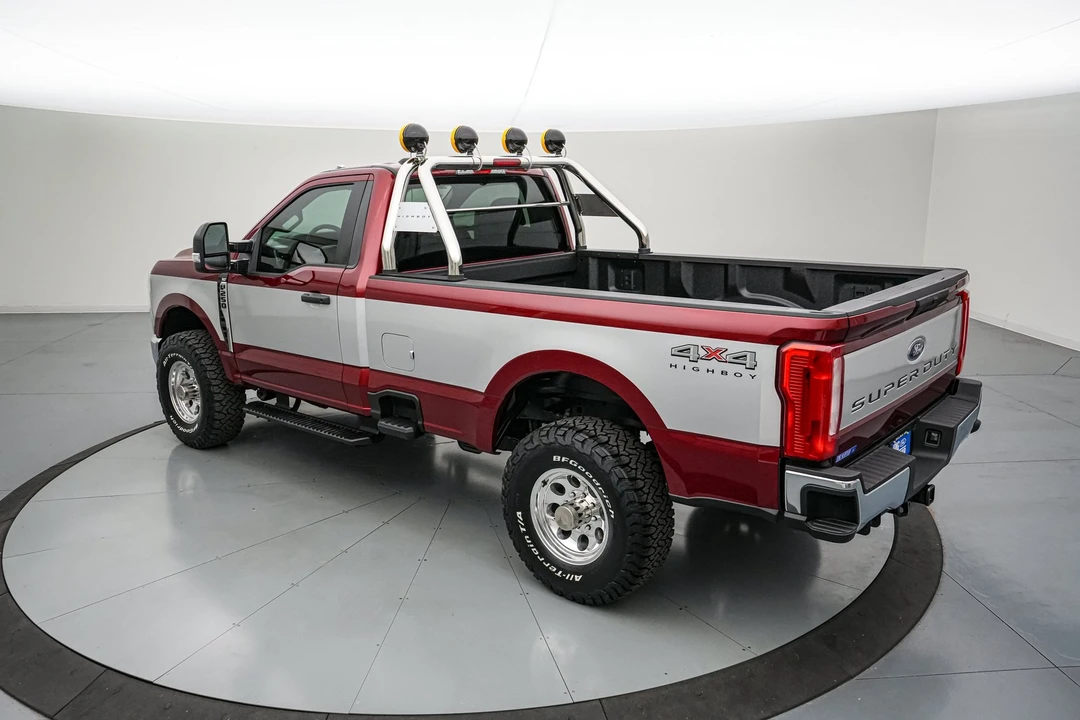 2026 Ford Super Duty 5th Gen - Image 9 of 31