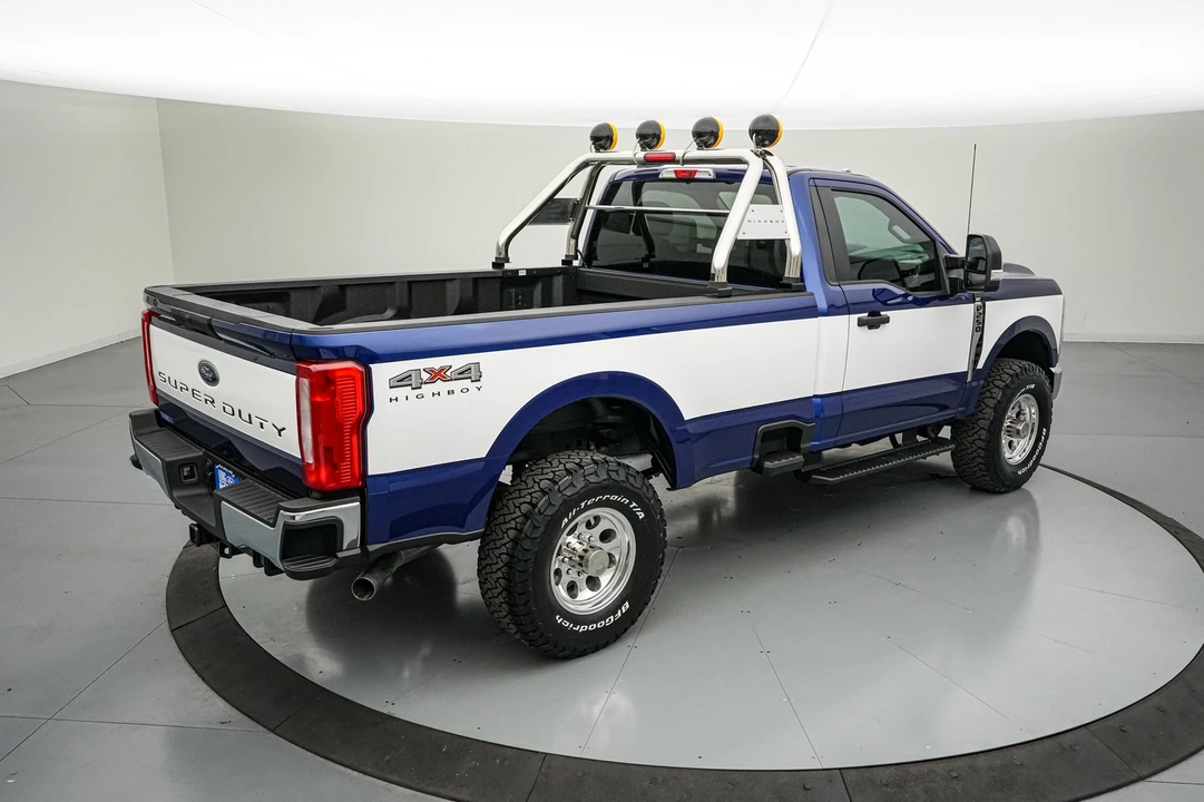 2026 Ford Super Duty 5th Gen - Image 6 of 31