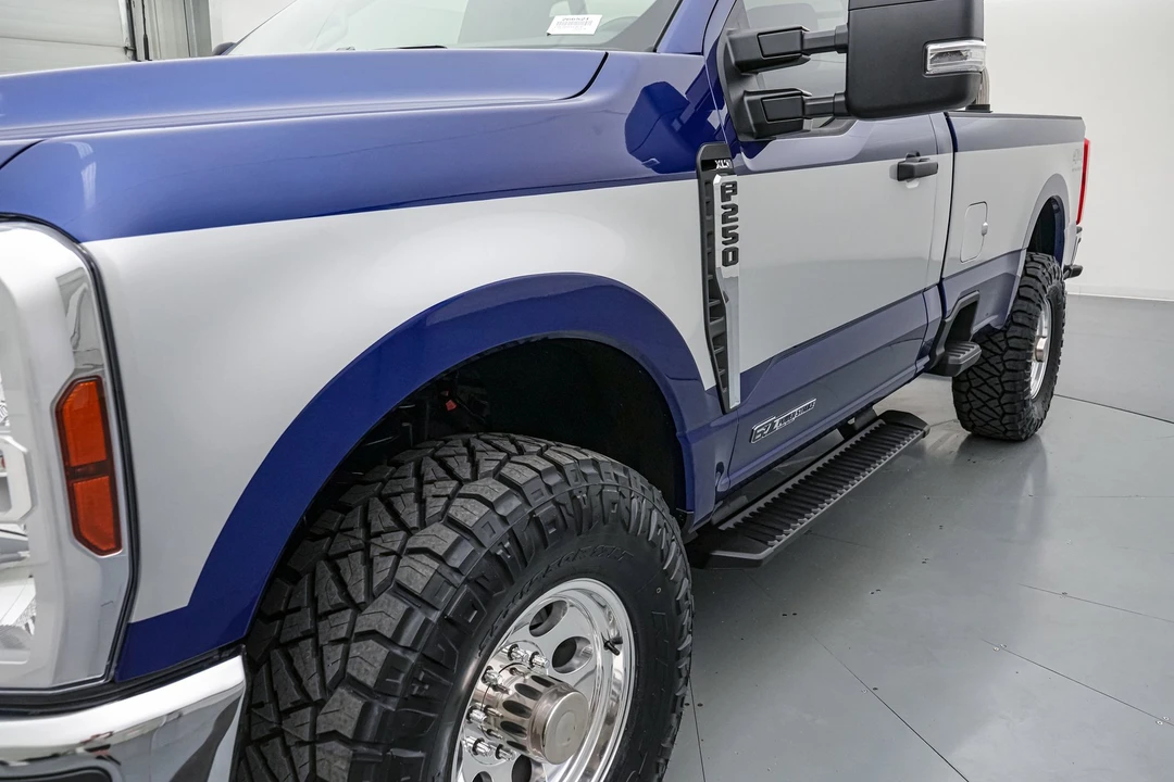 2026 Ford Super Duty 5th Gen - Image 19 of 31