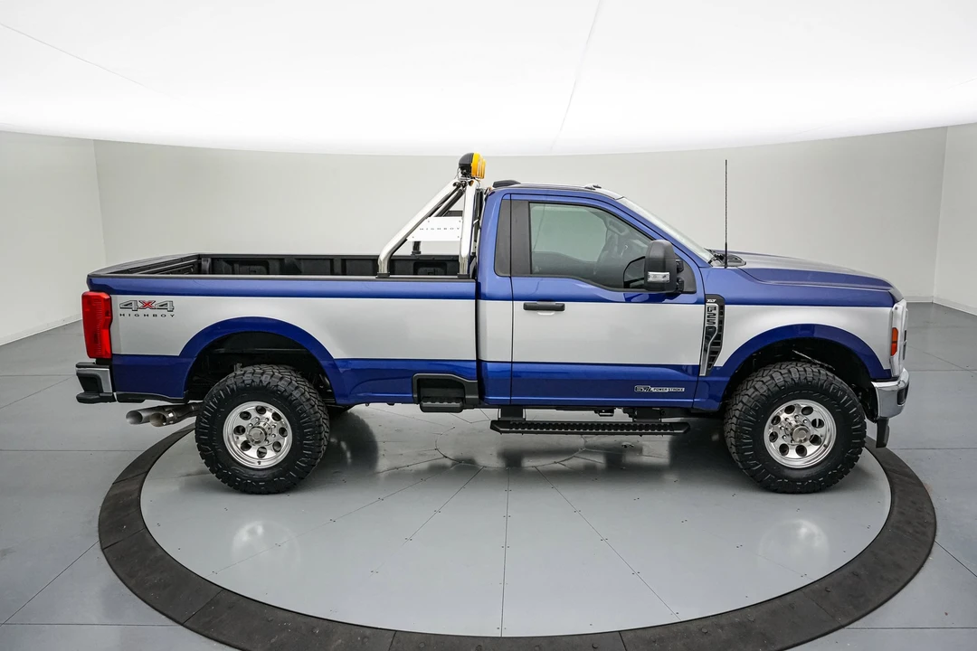 2026 Ford Super Duty 5th Gen - Image 5 of 31