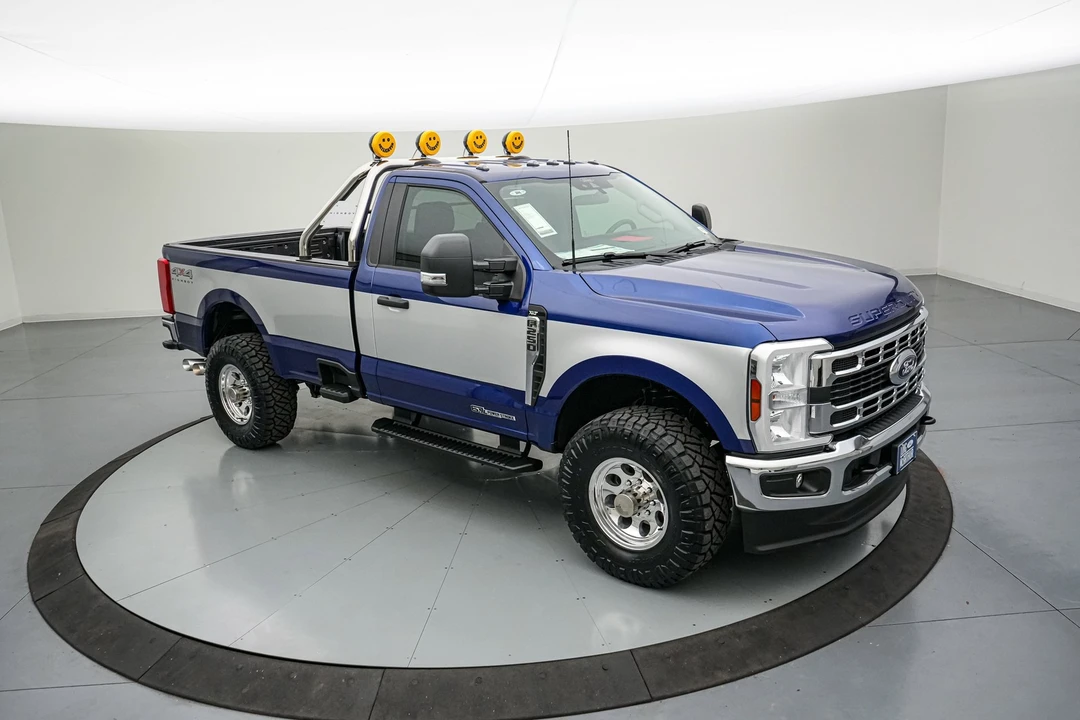 2026 Ford Super Duty 5th Gen - Image 4 of 31