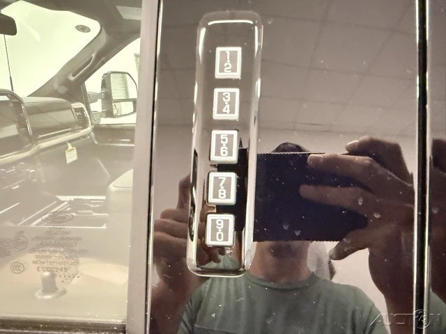 2026 Ford Super Duty 5th Gen - Image 8 of 12