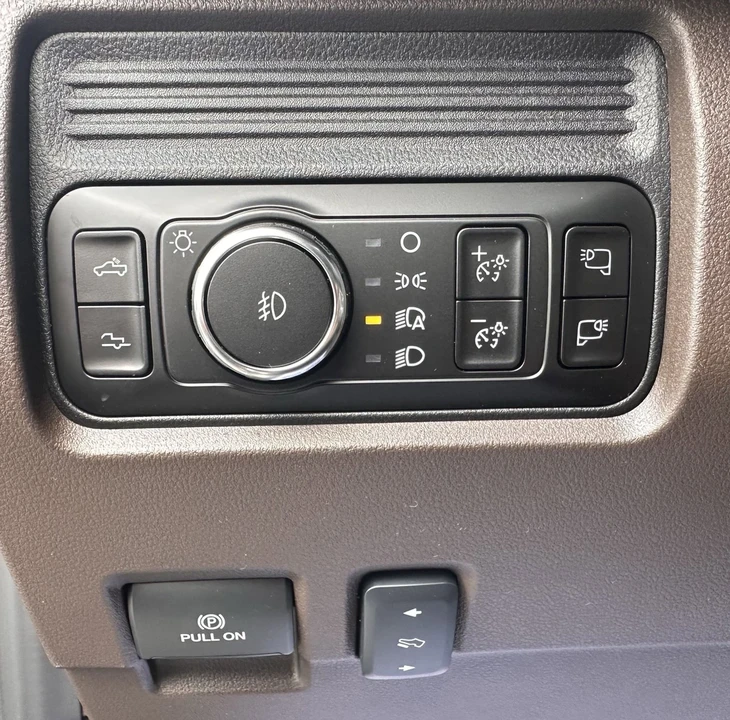 2026 Ford Super Duty 5th Gen - Image 21 of 21
